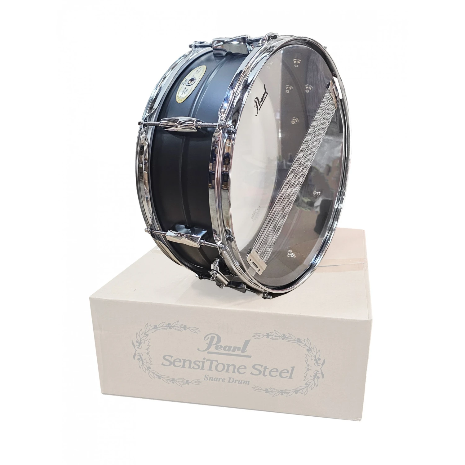 Pearl Sensitone Steel 14" X 5.5" Limited Edition Snare Drum In Matte Black 5 Pearl Sensitone Steel 14" X 5.5" Limited Edition Snare Drum In Matte Black - Image 3